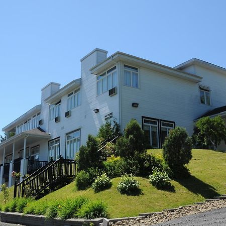 Hotel Au Petit Berger La Malbaie Eksteriør billede