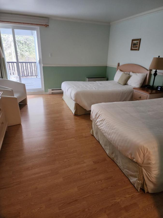 Hotel Au Petit Berger La Malbaie Eksteriør billede