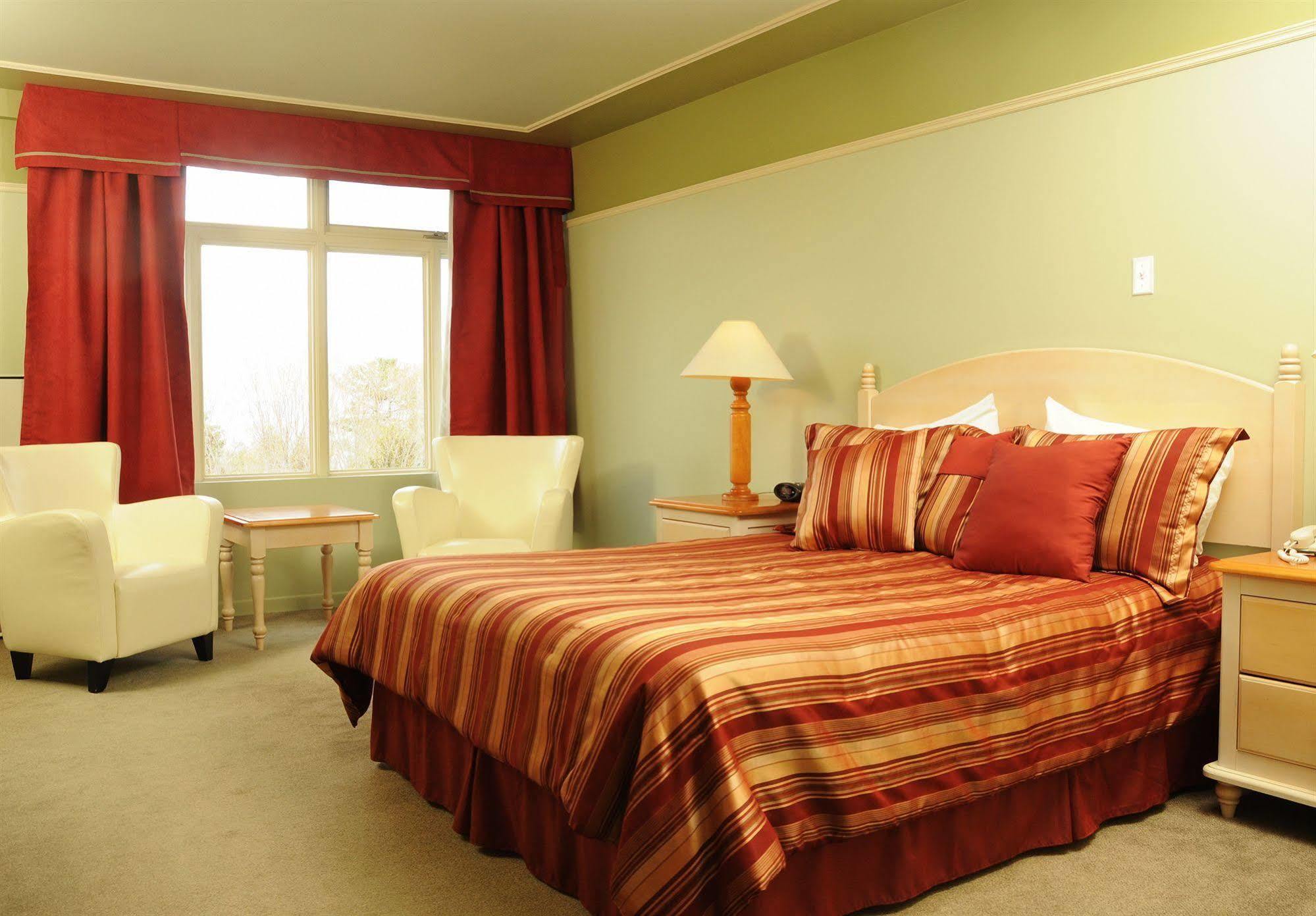 Hotel Au Petit Berger La Malbaie Eksteriør billede