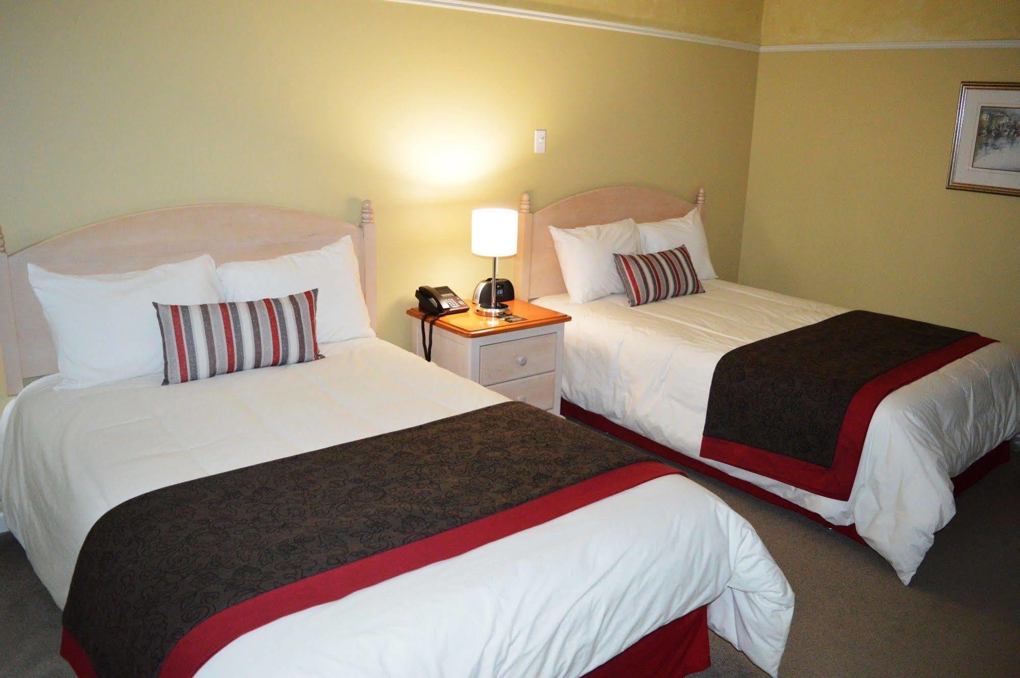 Hotel Au Petit Berger La Malbaie Eksteriør billede