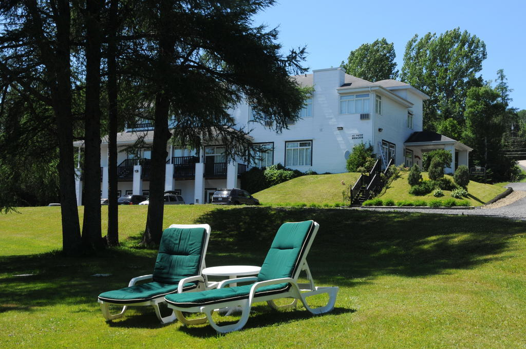 Hotel Au Petit Berger La Malbaie Eksteriør billede